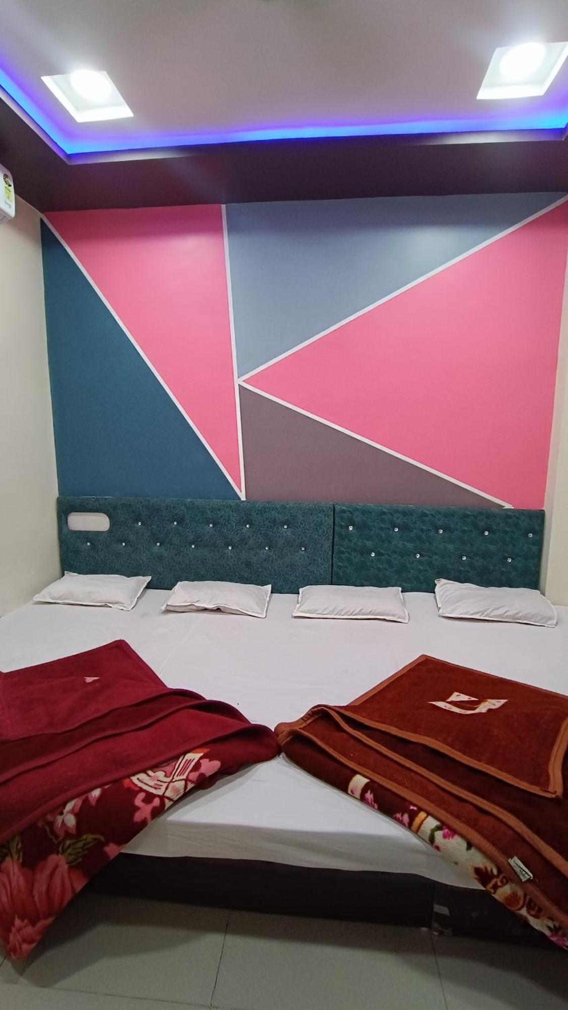 Hardik Palace Ujjain Ngoại thất bức ảnh
